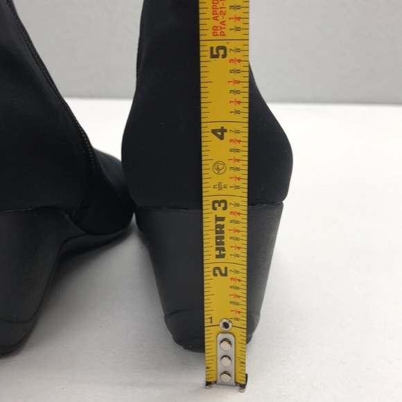 St Johns Bay Black Stretch Fabric Wedge Side Zip Booties Women’s 9.5 - Picture 5 of 10